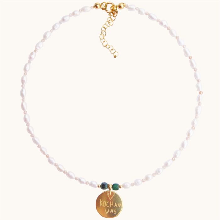 N65 Naszyjnik ze szmaragdów, pereł i cyrkonii z grawerem na srebrze pozłoconym 24K