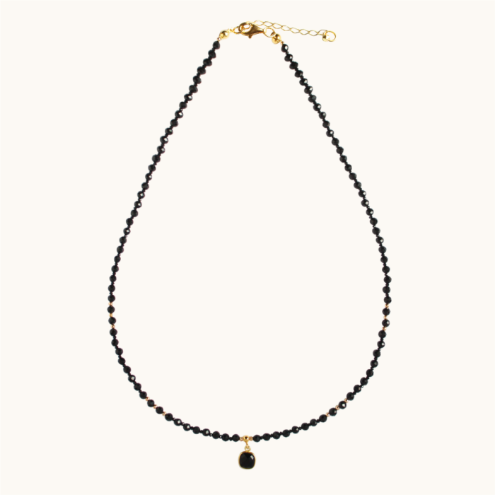 N60 Naszyjnik z turmalinów, spineli oraz onyksu i srebra pozłacanego 24K