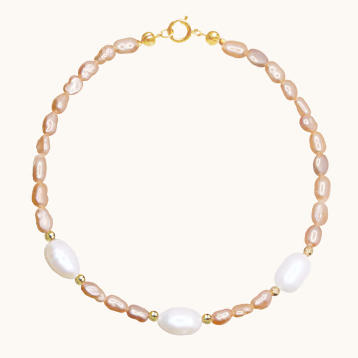 BDZ61 Bransoletka z łososiowych i bialych pereł oraz srebra pozłacanego 24K